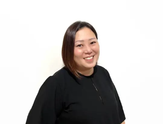 Yvonne Lo